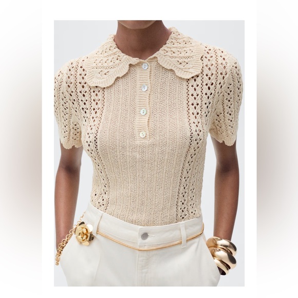 Mango Tops - Mango knit with Peter Pan Collar size Small